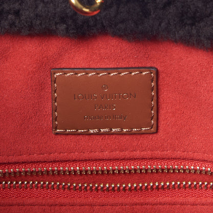 Louis Vuitton Shearling Monogram Giant Teddy Onthego GM Black White 7 of 7