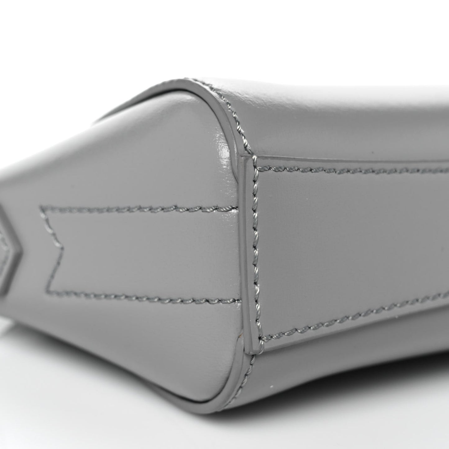 Sugar Goatskin Nano Antigona Pearl Grey