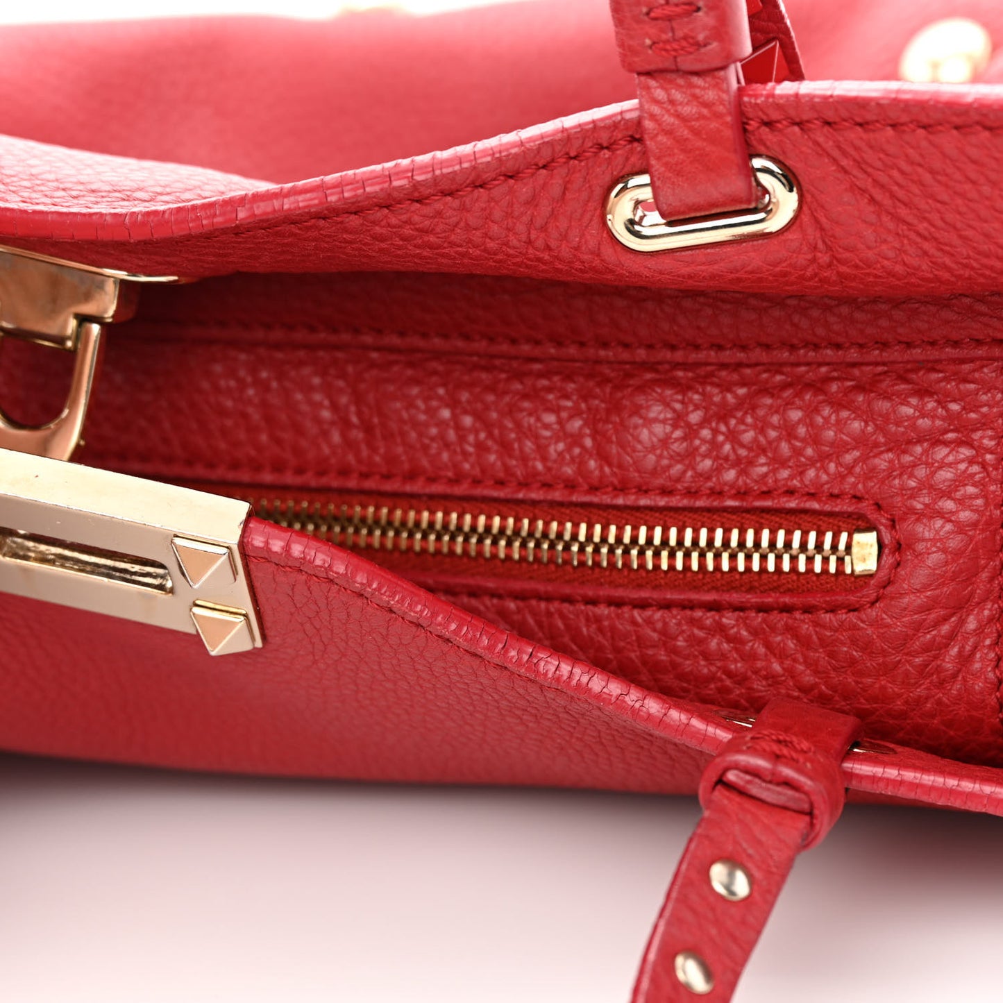 Vitello Monochrome Medium Rockstud Tote Rosso Valentino
