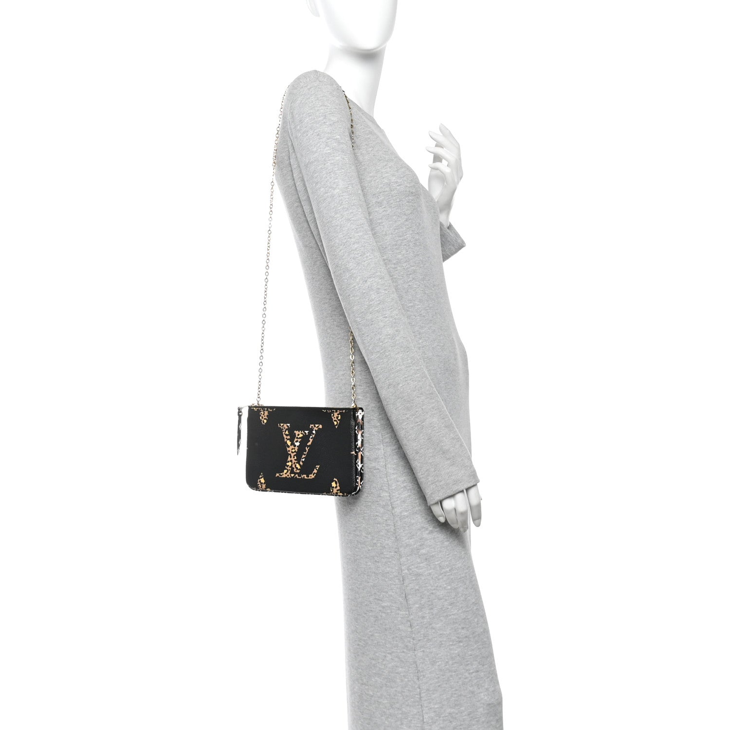 Louis Vuitton Monogram Giant Jungle Pochette Double Zip Black 2 of 9