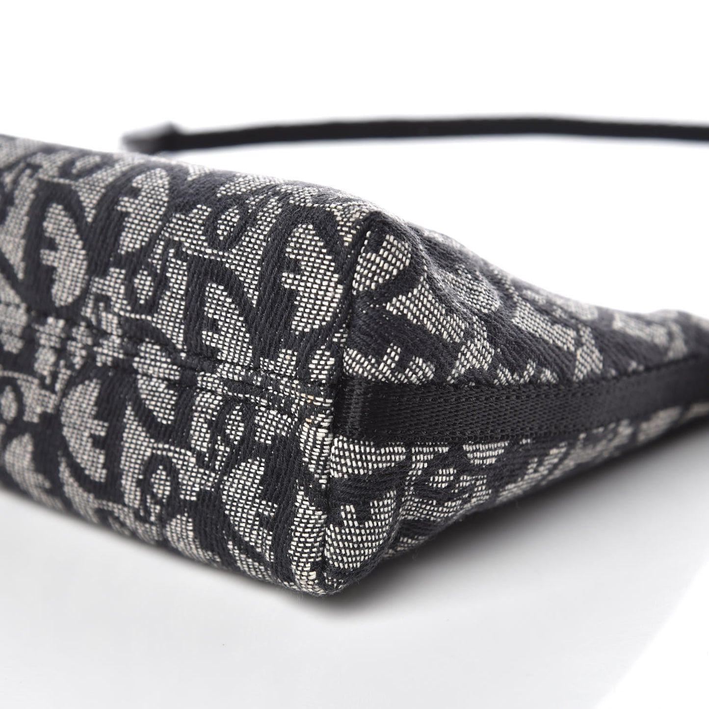 Monogram Shoulder Bag Pochette Black
