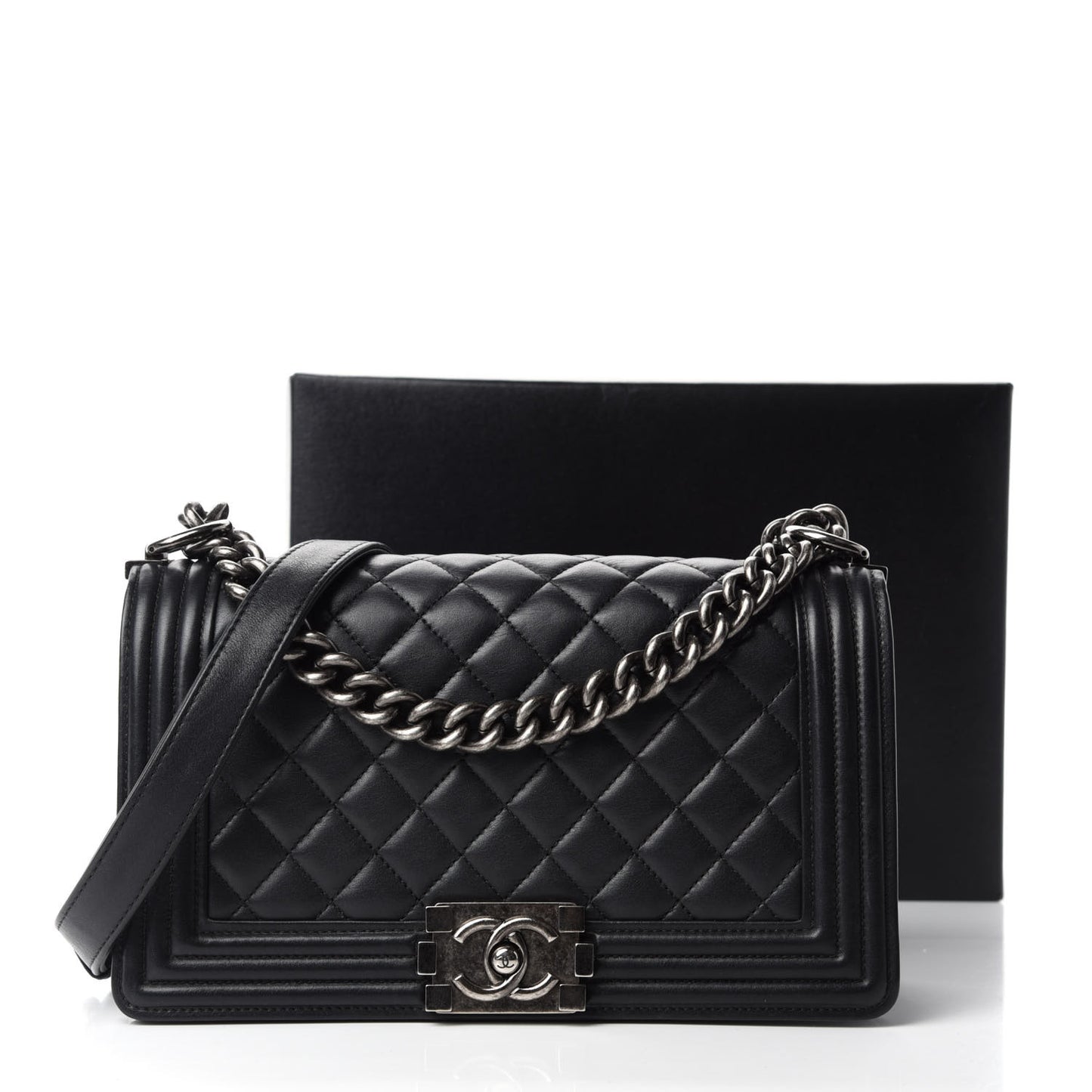Lambskin Quilted Medium Boy Flap Black