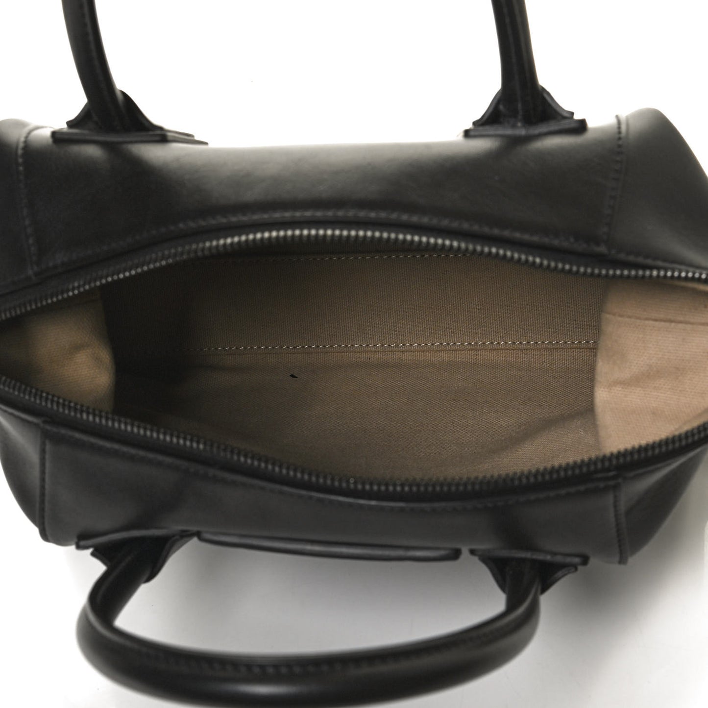 Smooth Calfskin Small Soft Antigona Black