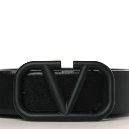 Valentino Garavani Glossy Calfskin Monochrome Mens VLogo 40mm Belt 90 36 Black 2 of 7