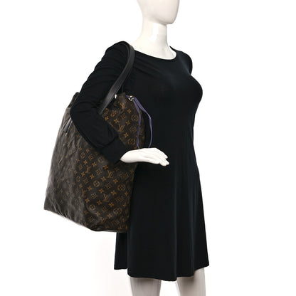 Louis Vuitton Monogram Cabas Light 2 of 11