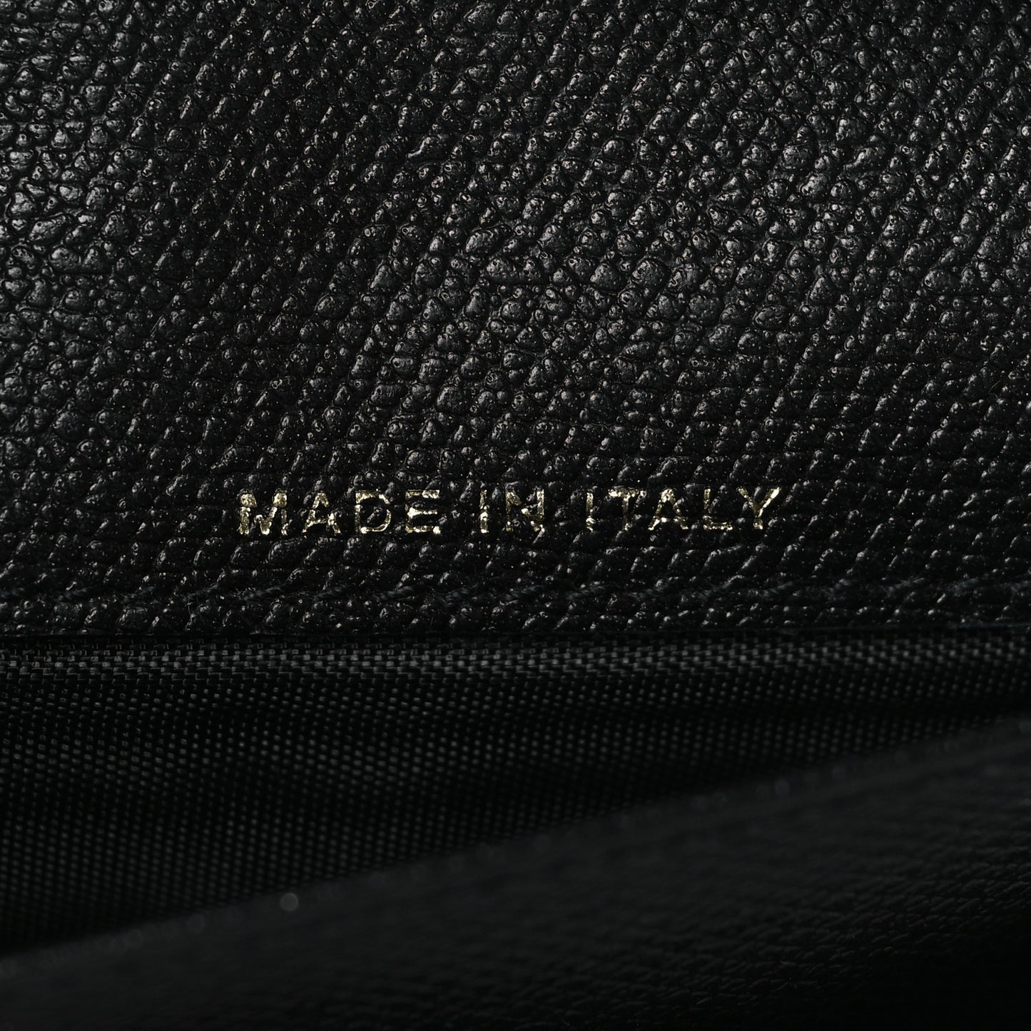 Grained Calfskin CC Button Yen Wallet Black