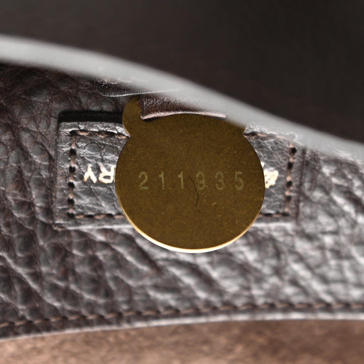 Classic Grain Calfskin Bayswater Chocolate