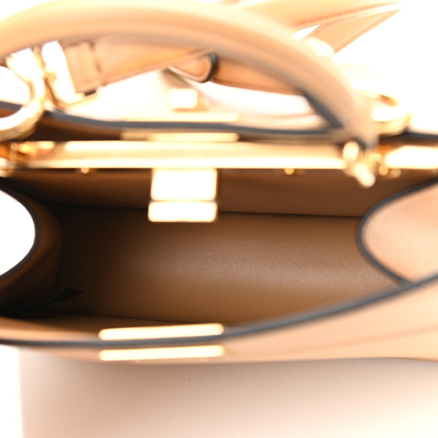 Shiny Nappa Petite Peekaboo I SEE U Satchel Miele Scuro