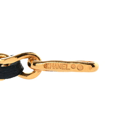 Chanel Lambskin Chain CC Medallion Belt Black Gold 3 of 5