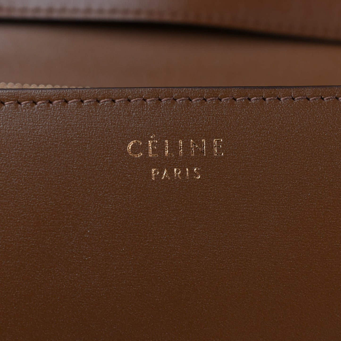 Box Calfskin Medium Classic Box Flap Bag Camel