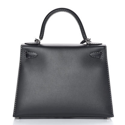 Hermes Grained Monsieur Un Point Sur Deux Kelly Sellier 28 Black 4 of 36