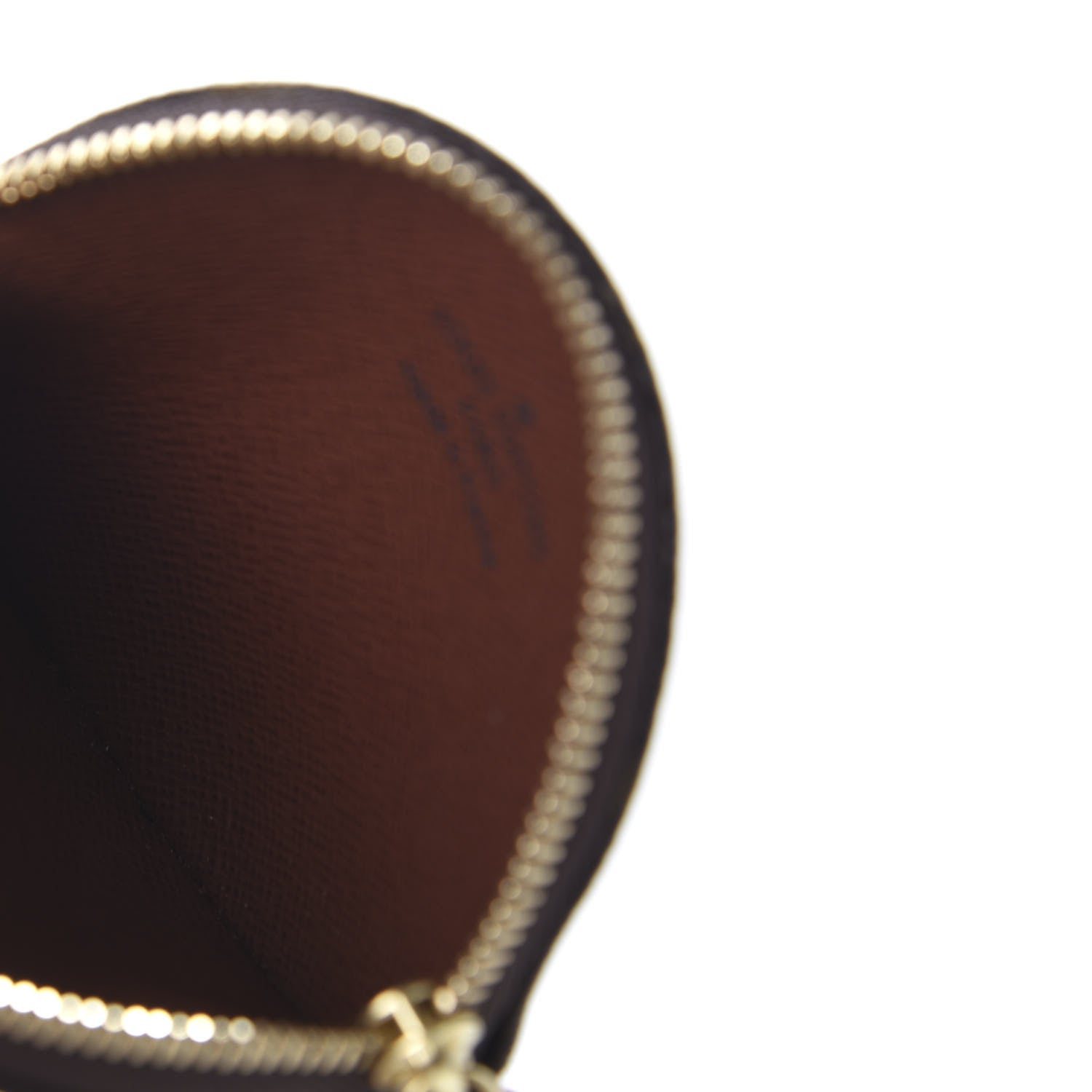 Louis Vuitton Monogram Round Coin Purse 5 of 8