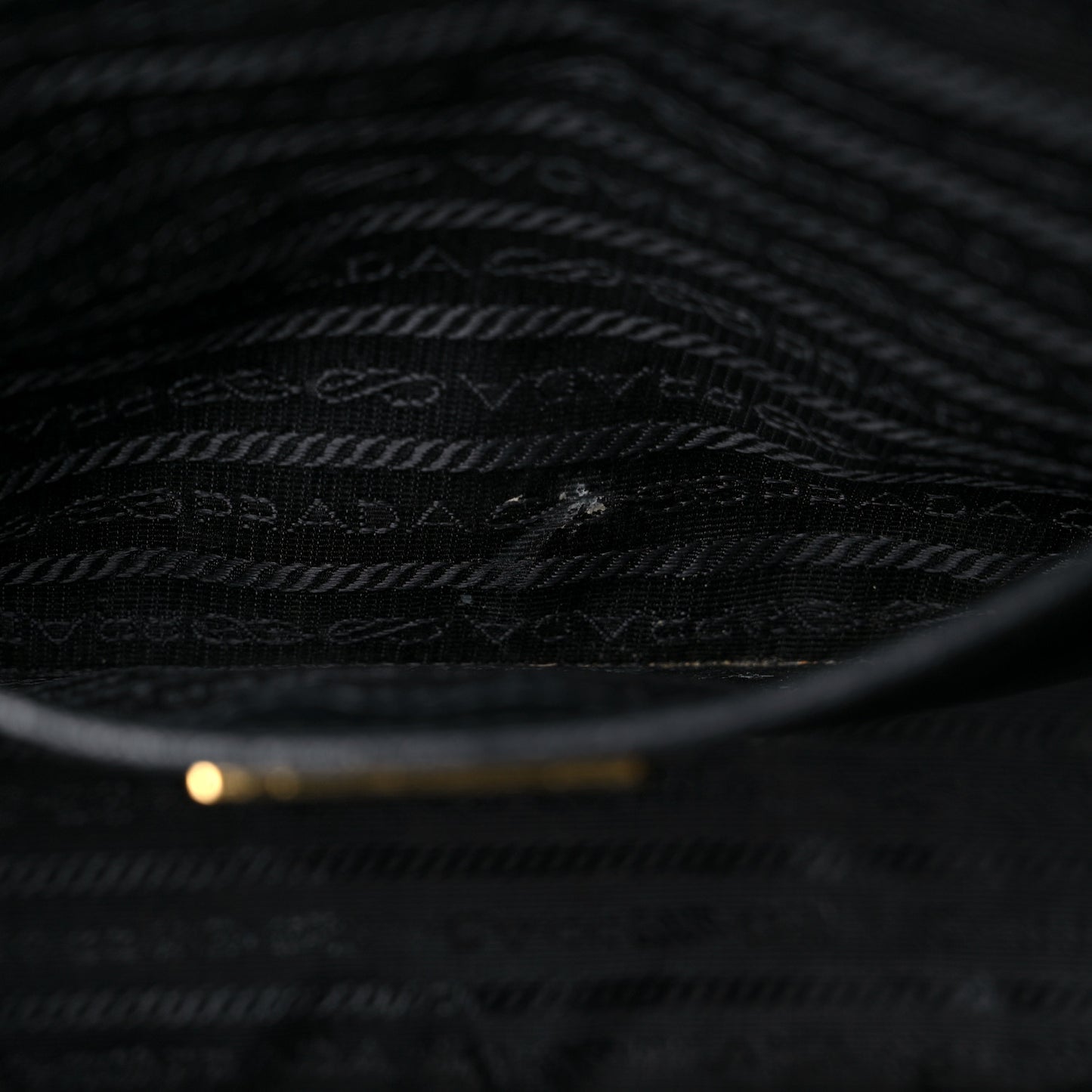 Saffiano Large Galleria Double Zip Tote Black