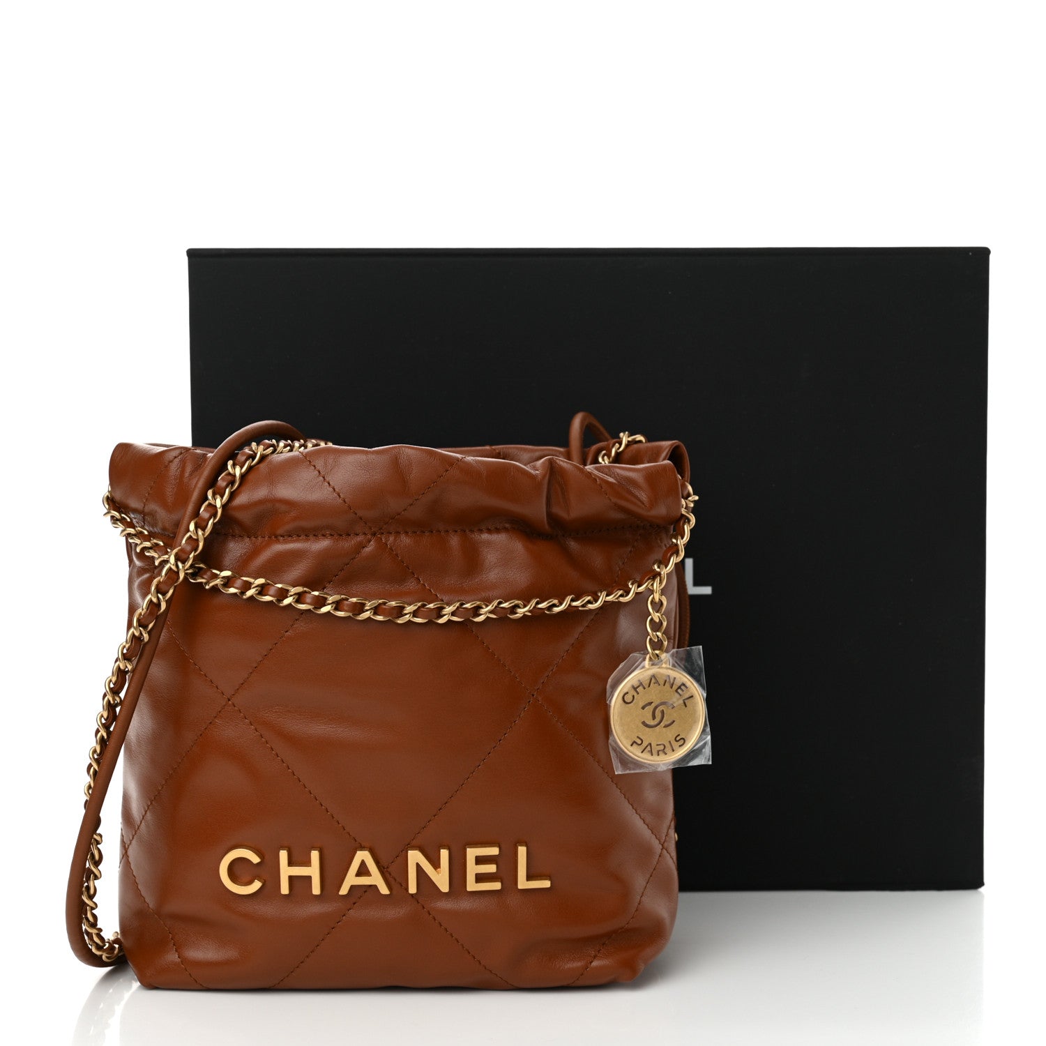 CHANEL ブラウン キルティング バッグ Chanel Lambskin Quilted Mini Wenge Wood Bowling Bag Burgundy