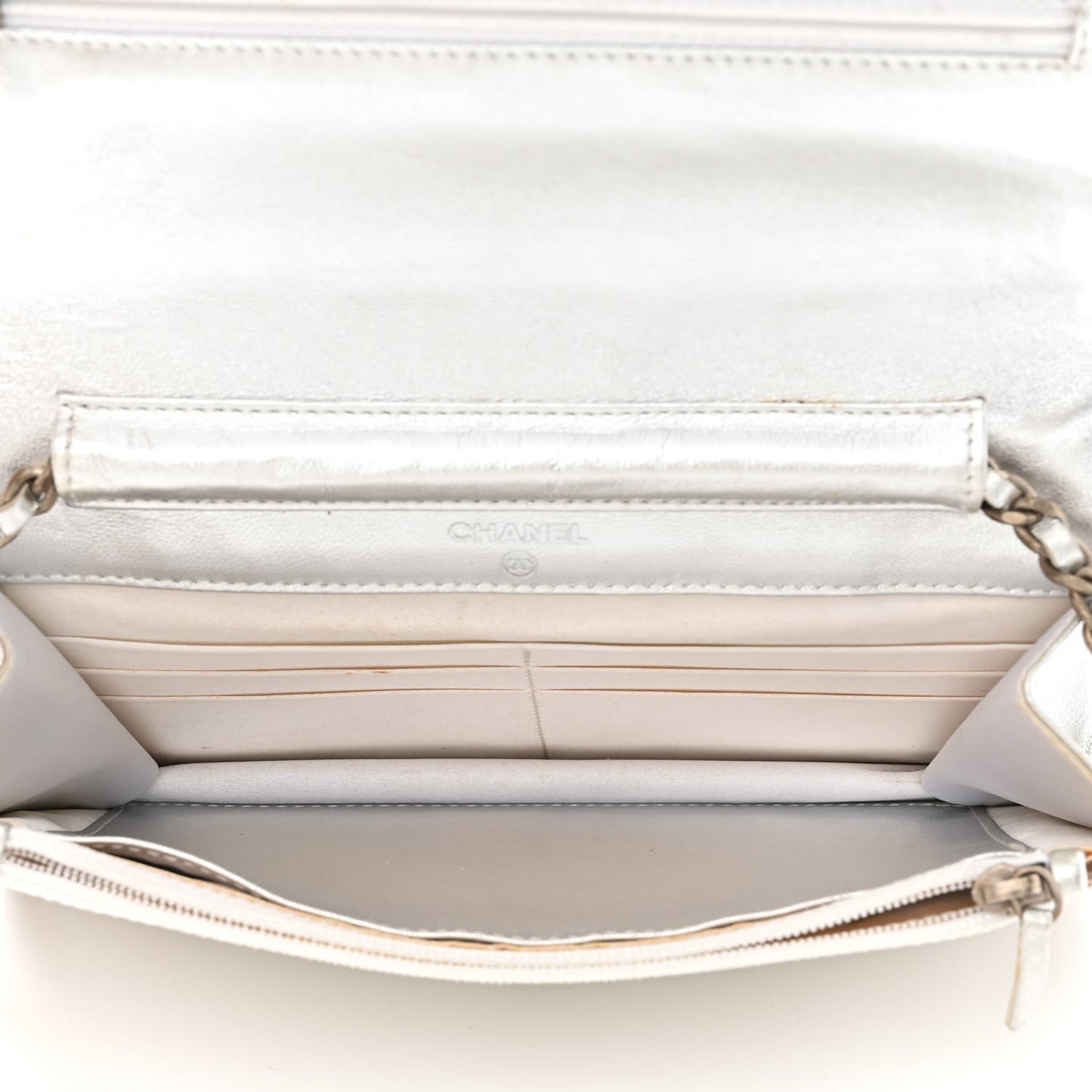 Nylon Travel Wallet On Chain WOC Metallic Silver