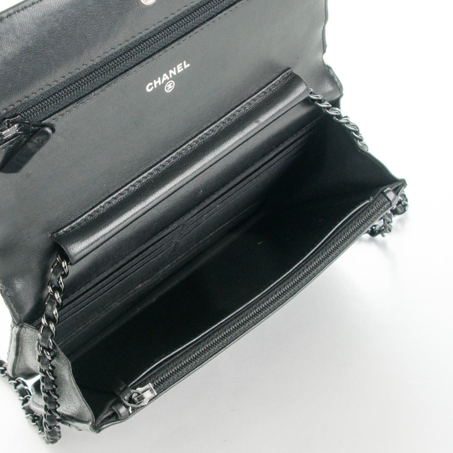 Lambskin Chevron Wallet On Chain WOC Black