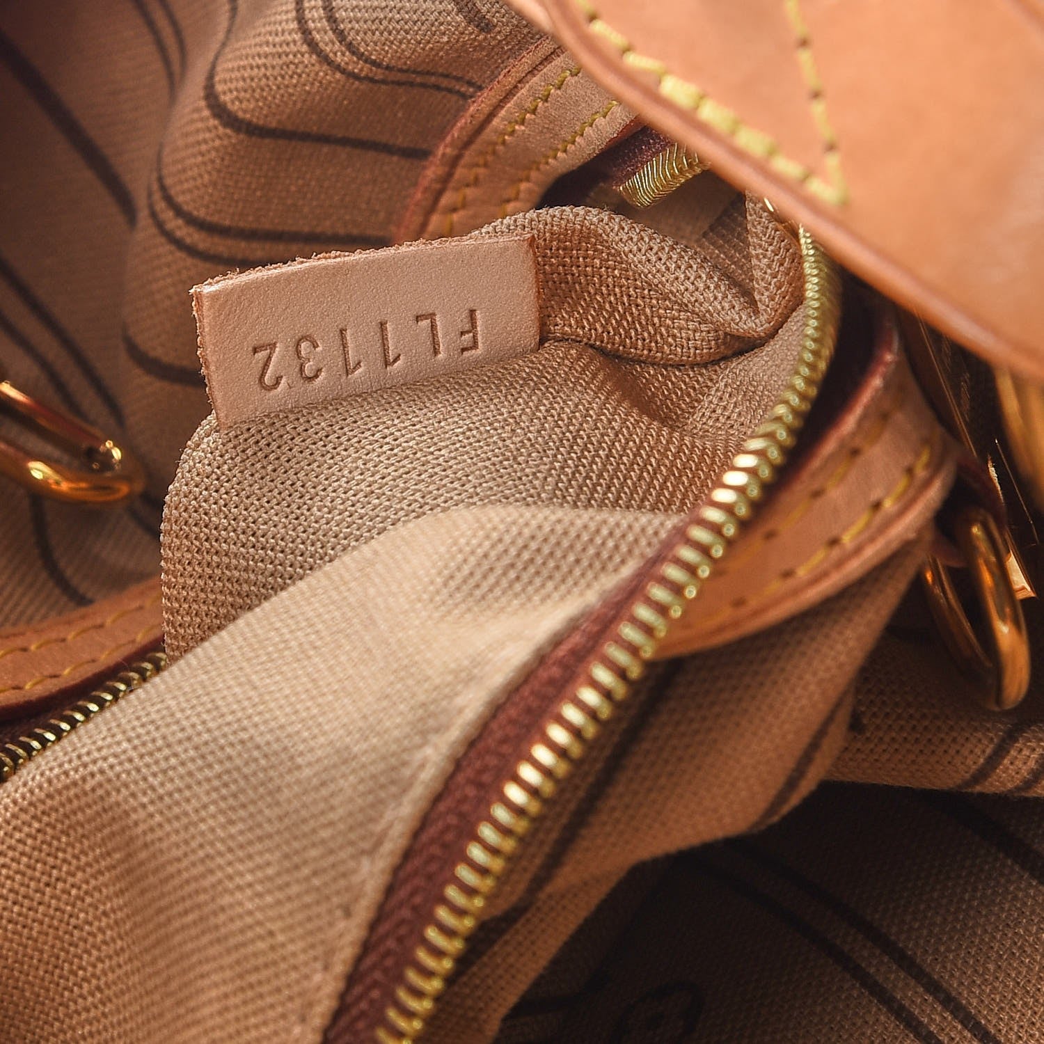 Louis Vuitton Monogram Delightful GM 8 of 19