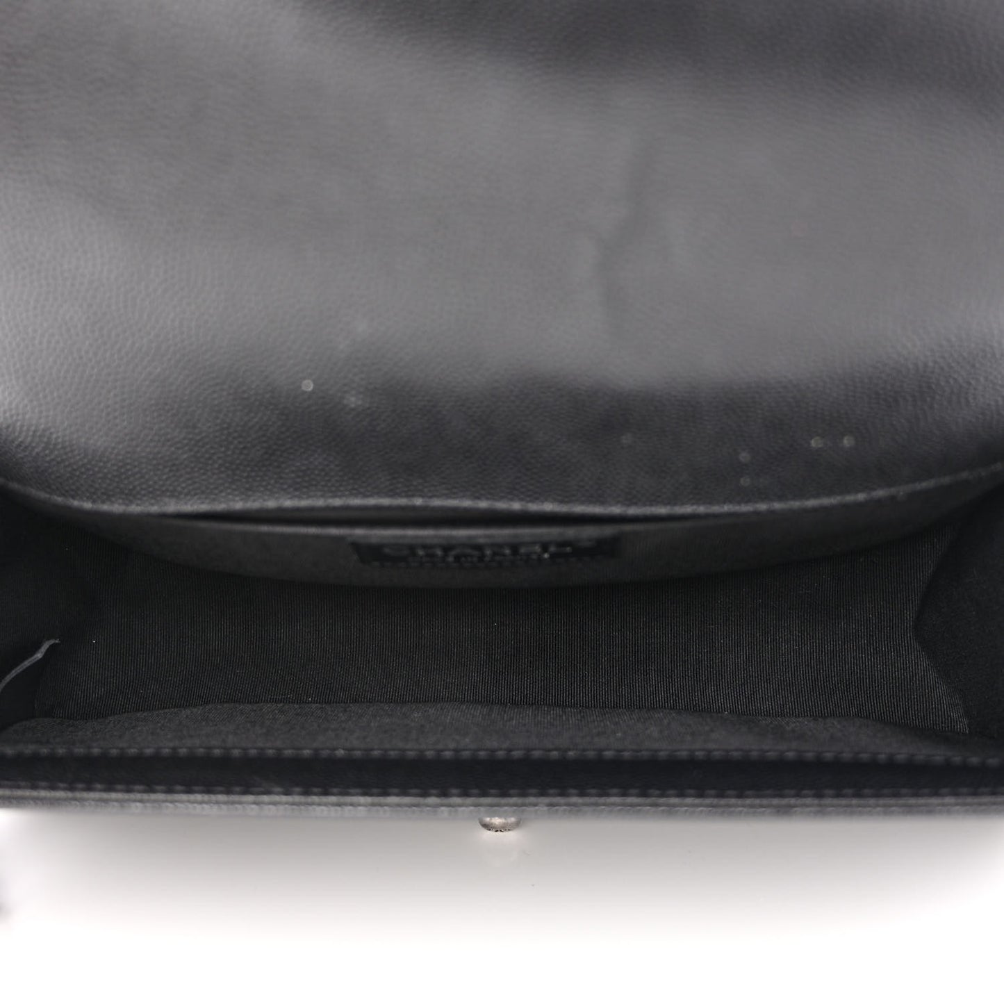 Caviar Quilted Medium Boy Flap Black