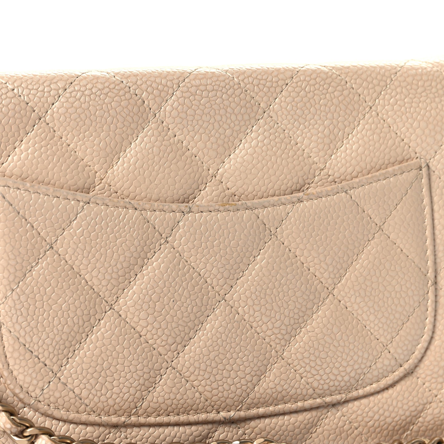 Pearly Caviar Quilted Wallet On Chain WOC Beige