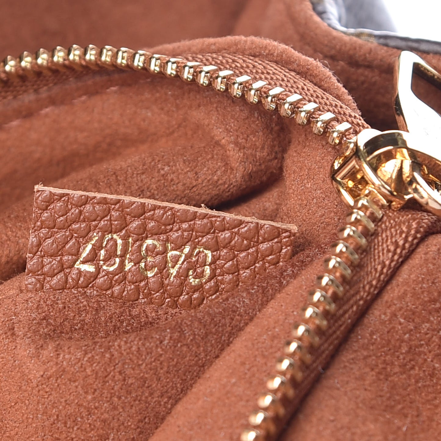 Monogram Saint Placide Caramel