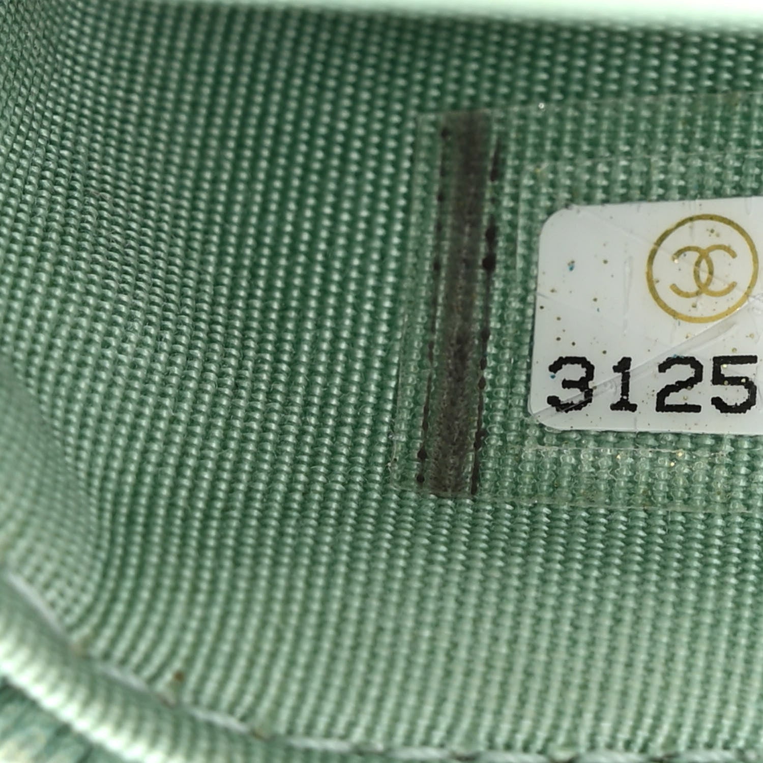 Chanel Iridescent Caviar Quilted Pearl On Top Coin Purse With Chain Light Green 8 of 11