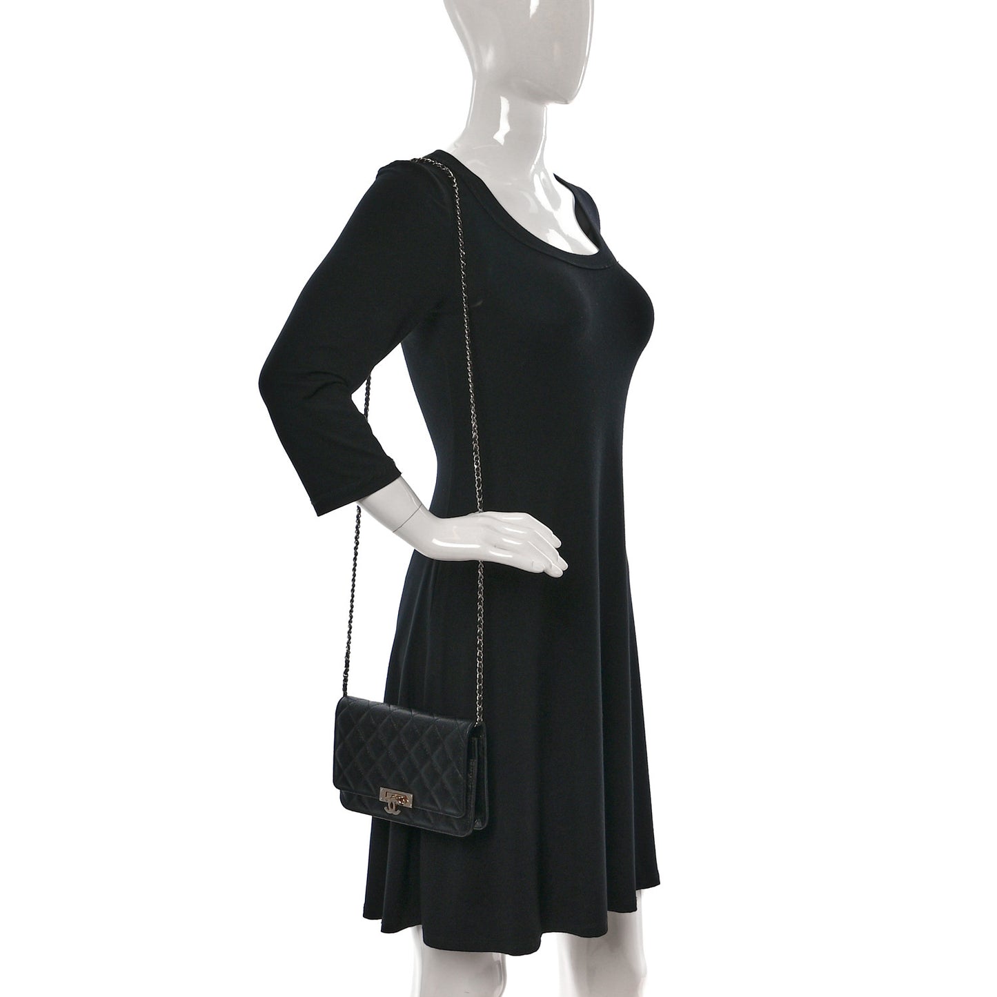 Caviar Quilted Golden Class Wallet On Chain WOC Black