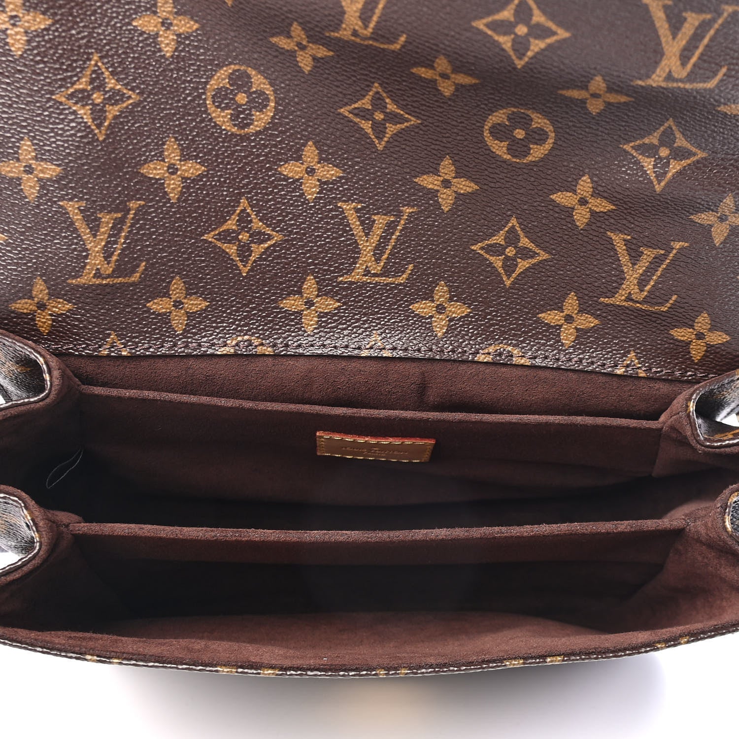 Louis Vuitton Monogram Pochette Metis 4 of 4