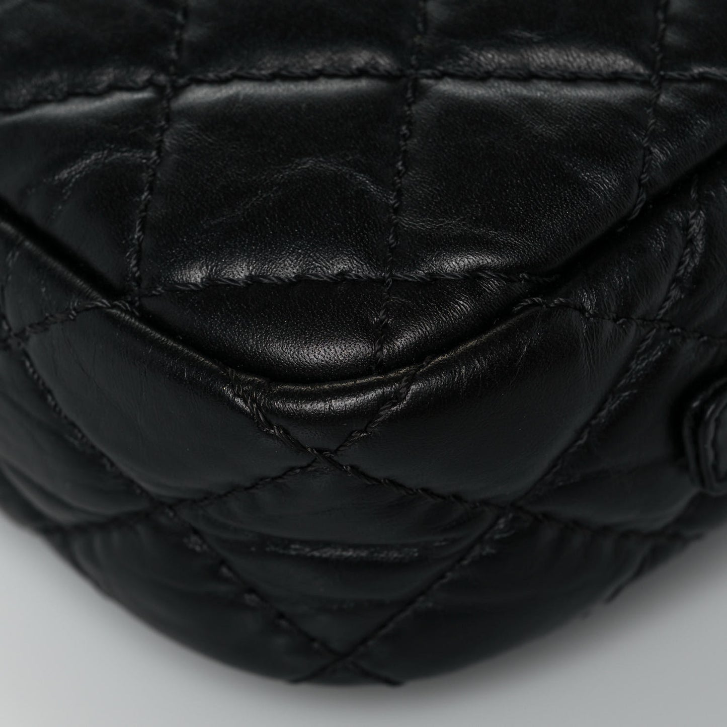 Aged Calfskin Quilted Mini Reissue Camera Case Black