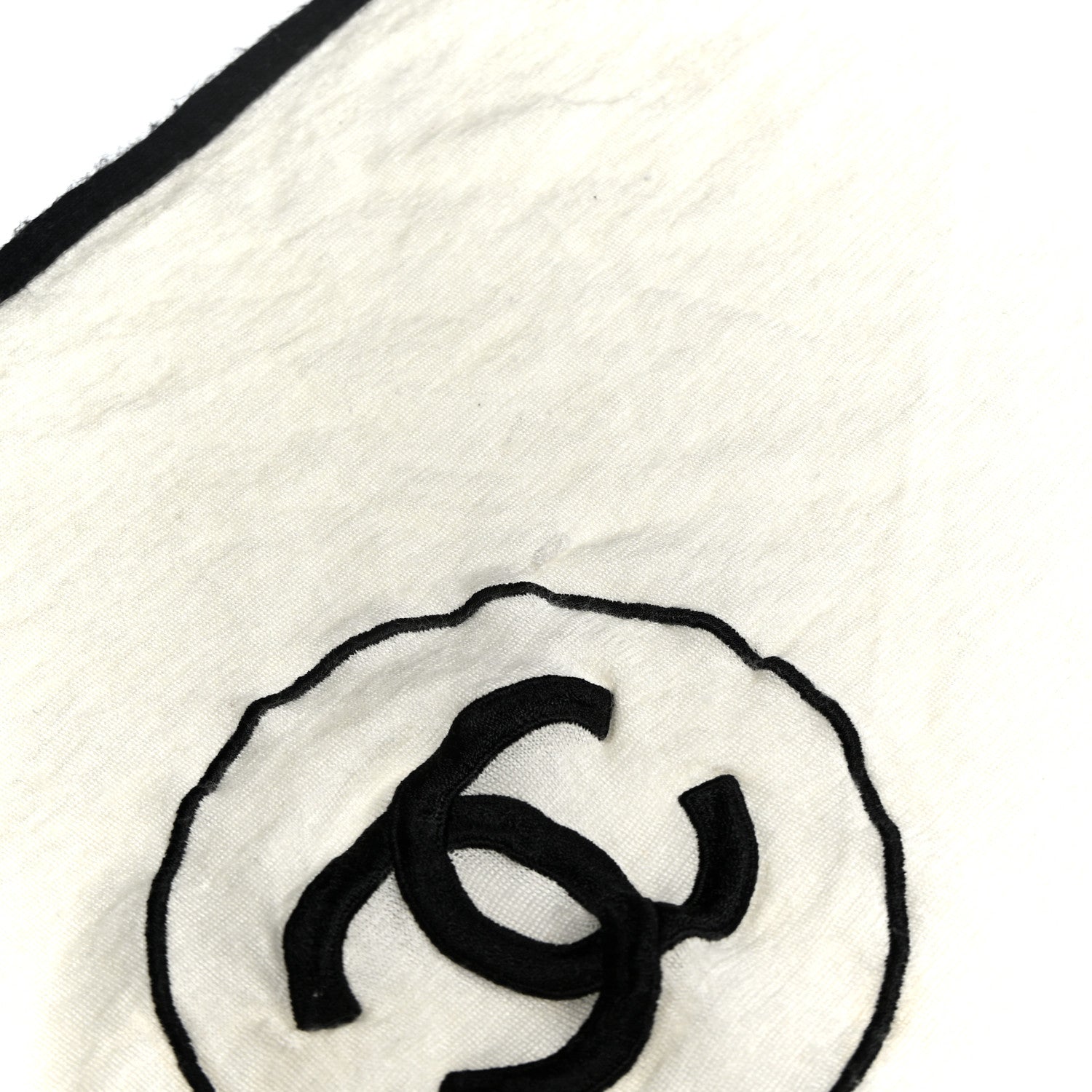 Chanel Cashmere Silk CC Stole Ivory Black 1784870 – FASHIONPHILE