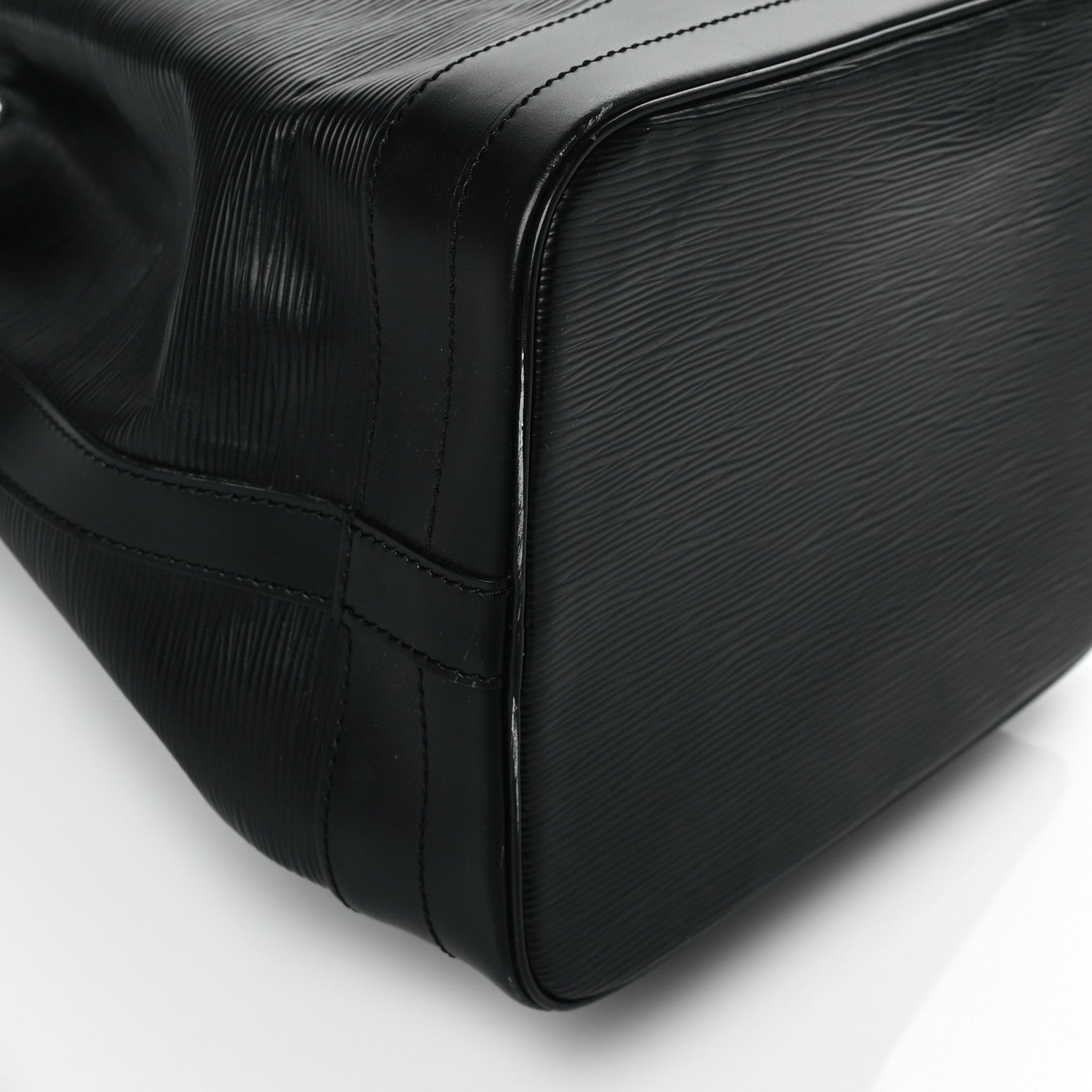 Louis Vuitton Epi Petit Noe Black 8 of 9