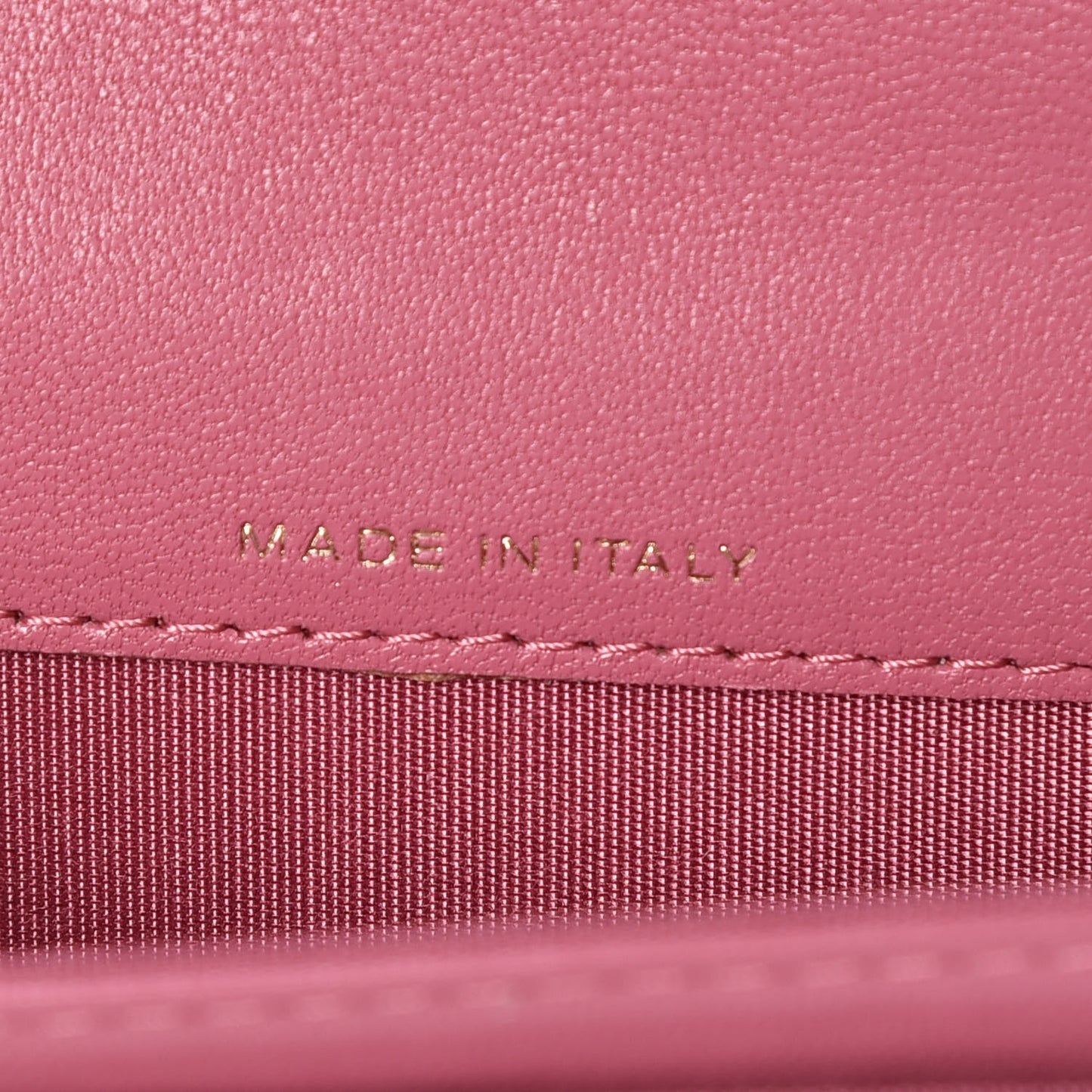 Sheepskin Quilted Vintage Mademoiselle Card Holder Pink