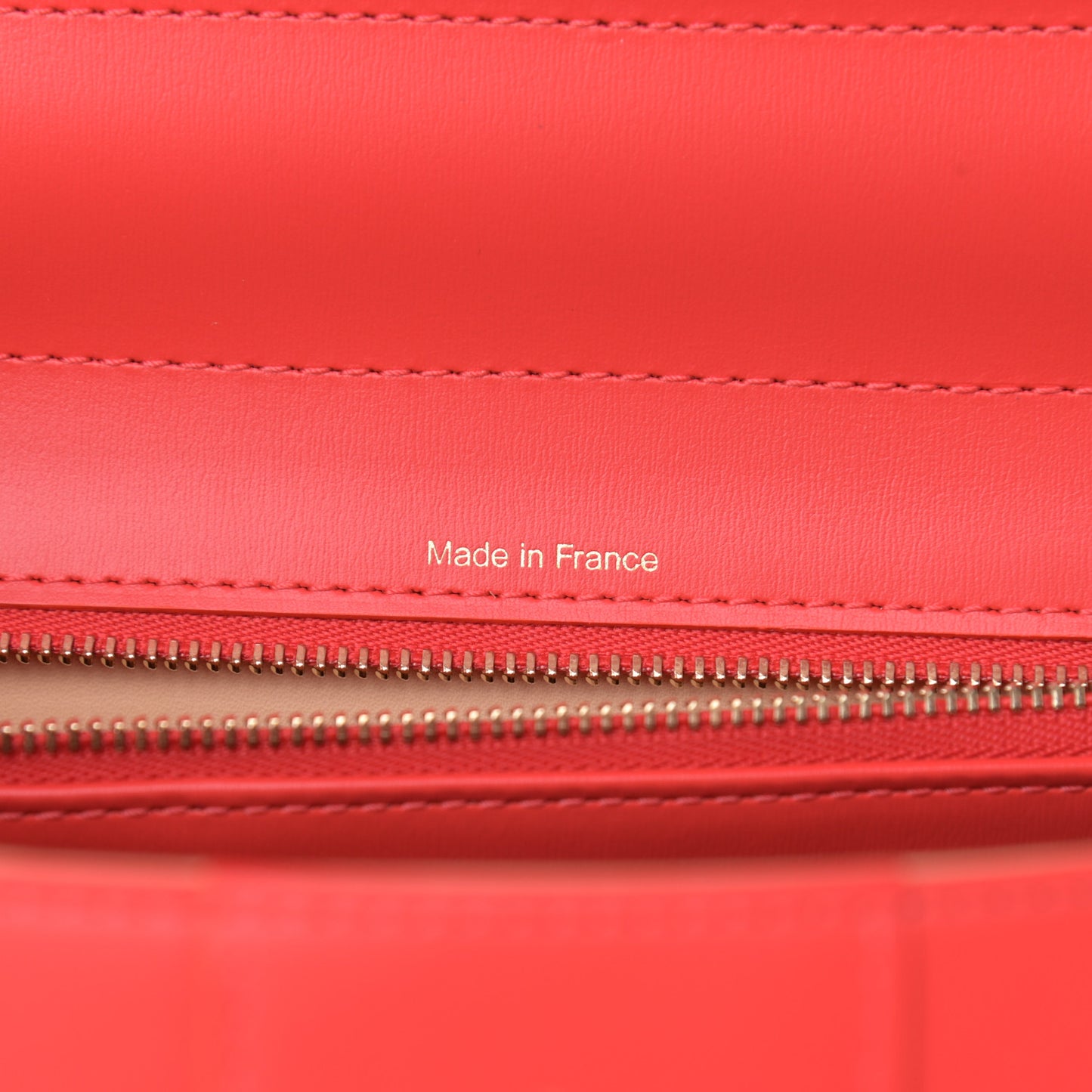 Box Calfskin MM Brillant Satchel Red