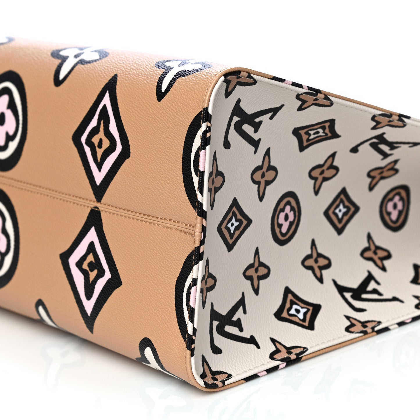 Monogram Giant Wild At Heart Onthego GM Arizona