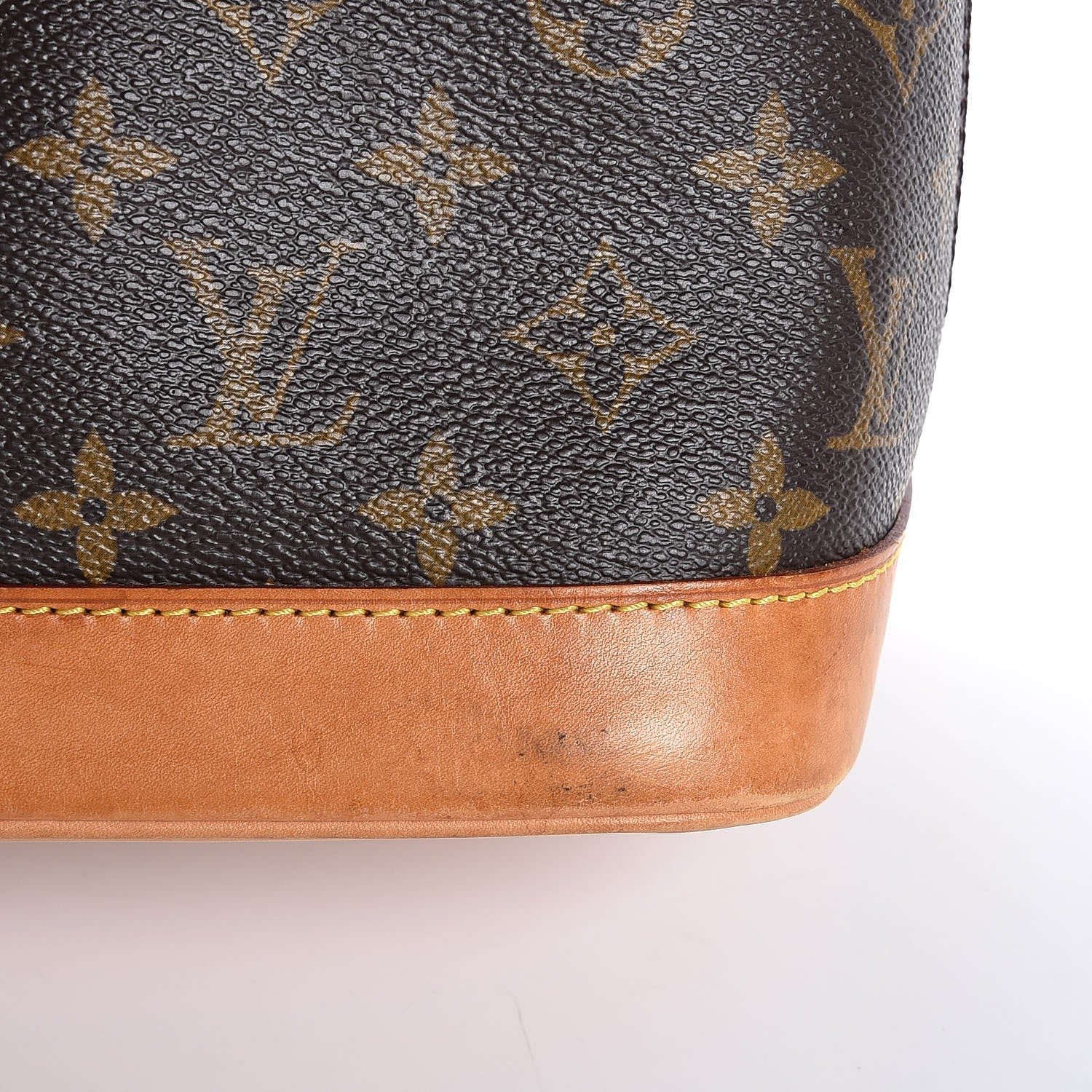 Louis Vuitton Monogram Alma PM 18 of 18