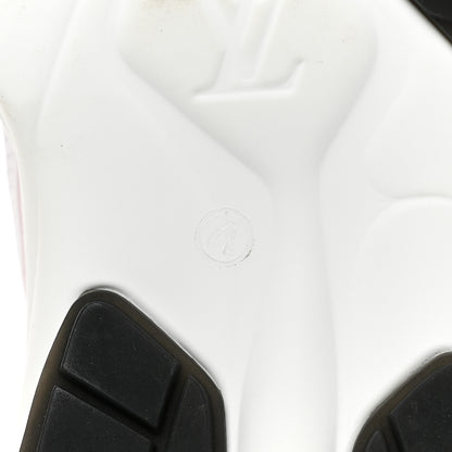 Louis Vuitton Monogram Calfskin Run 55 Sneakers 35.5 White 7 of 10