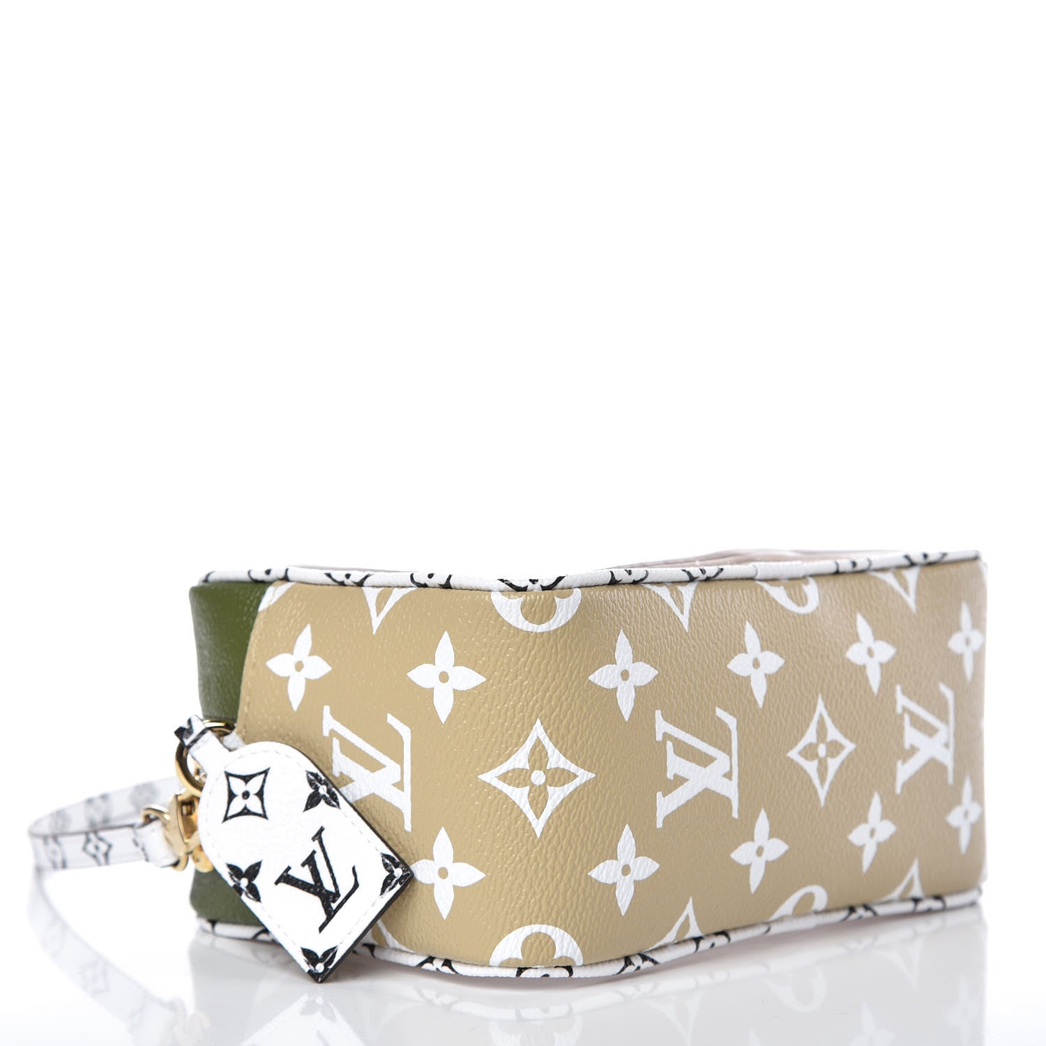 Louis Vuitton Monogram Giant Beach Pouch Kaki 4 of 7
