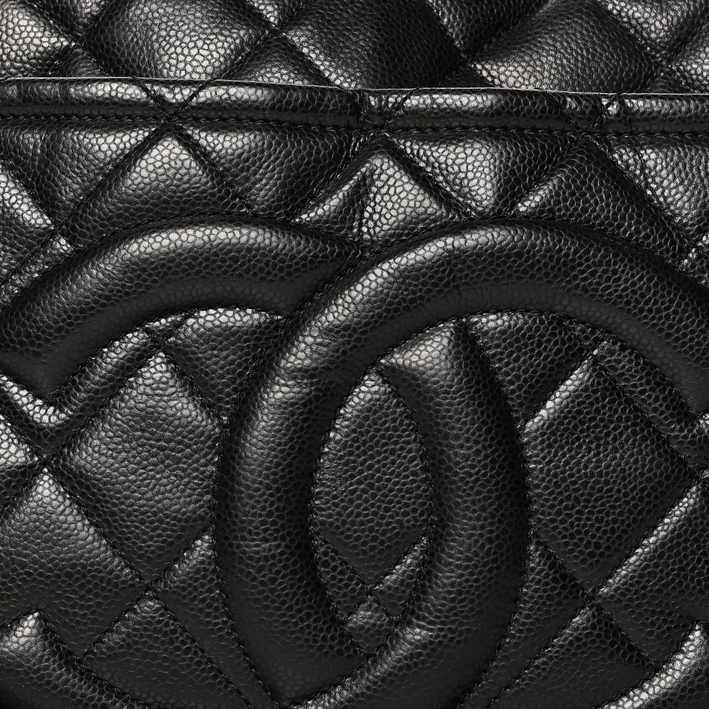 Caviar Quilted CC Timeless Soft Tote Black