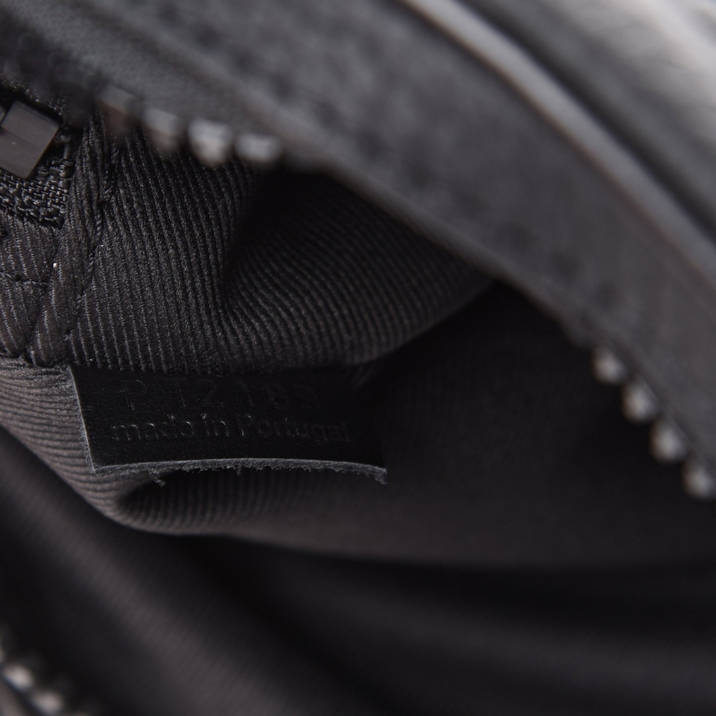 Taurillon Monogram Uniformes Solar Ray Soft Pochette Volga Belt Bag Black