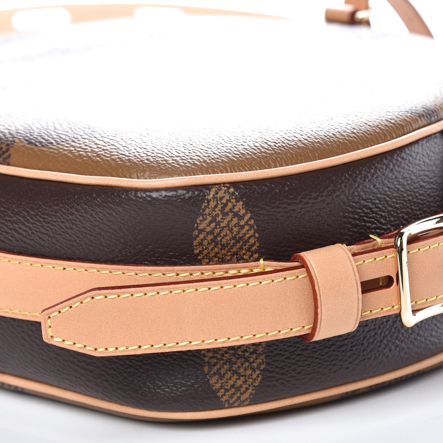 Reverse Monogram Giant Boite Chapeau Souple