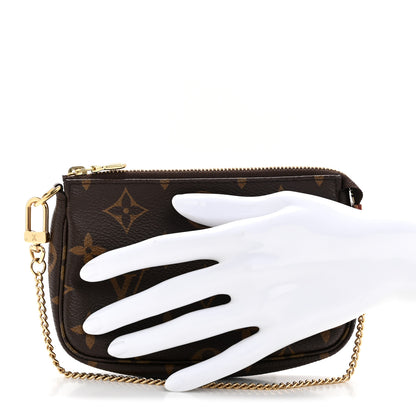 Louis Vuitton Monogram Mini Pochette Accessories 2 of 9