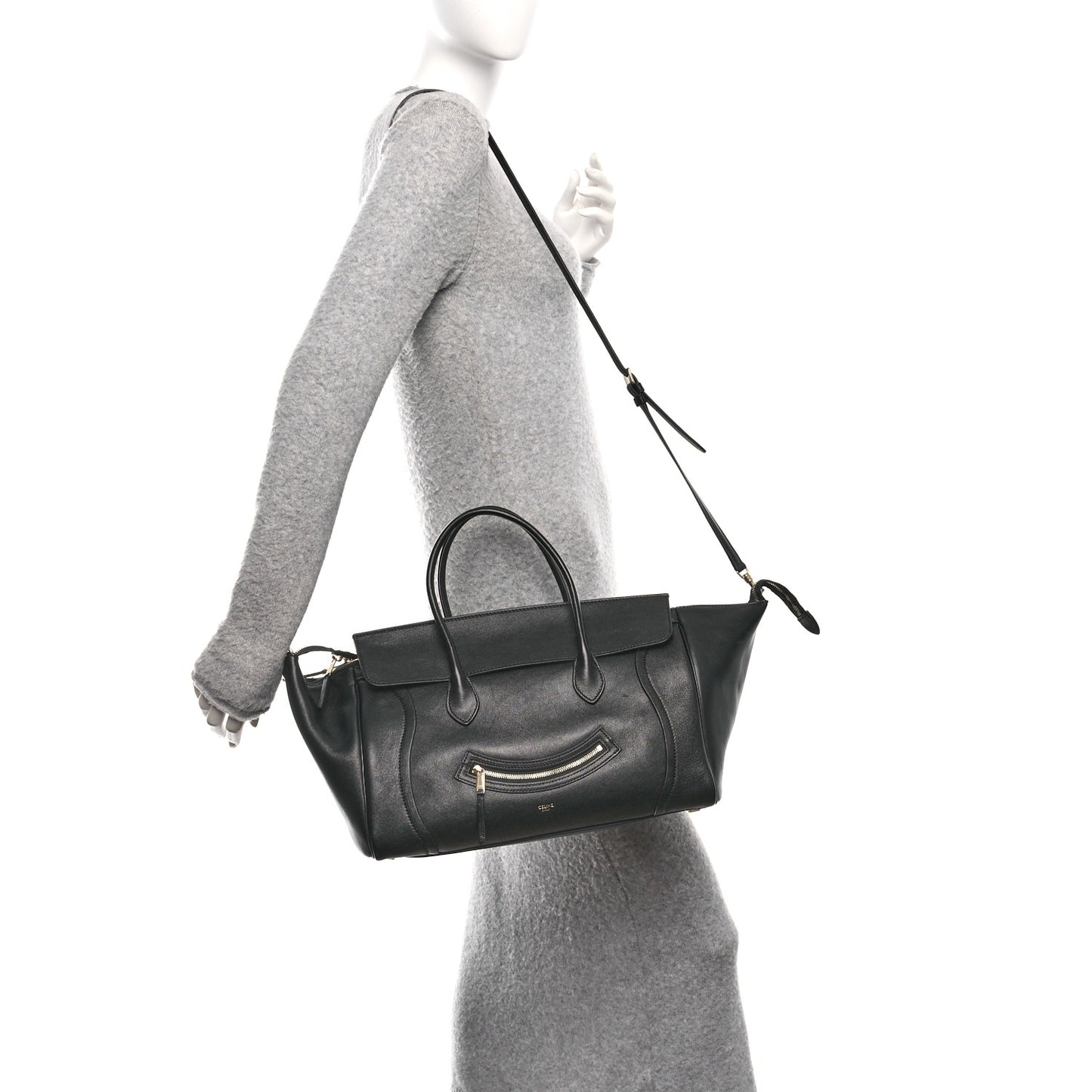 Supple Shiny Lambskin Medium Smiling New Luggage Black
