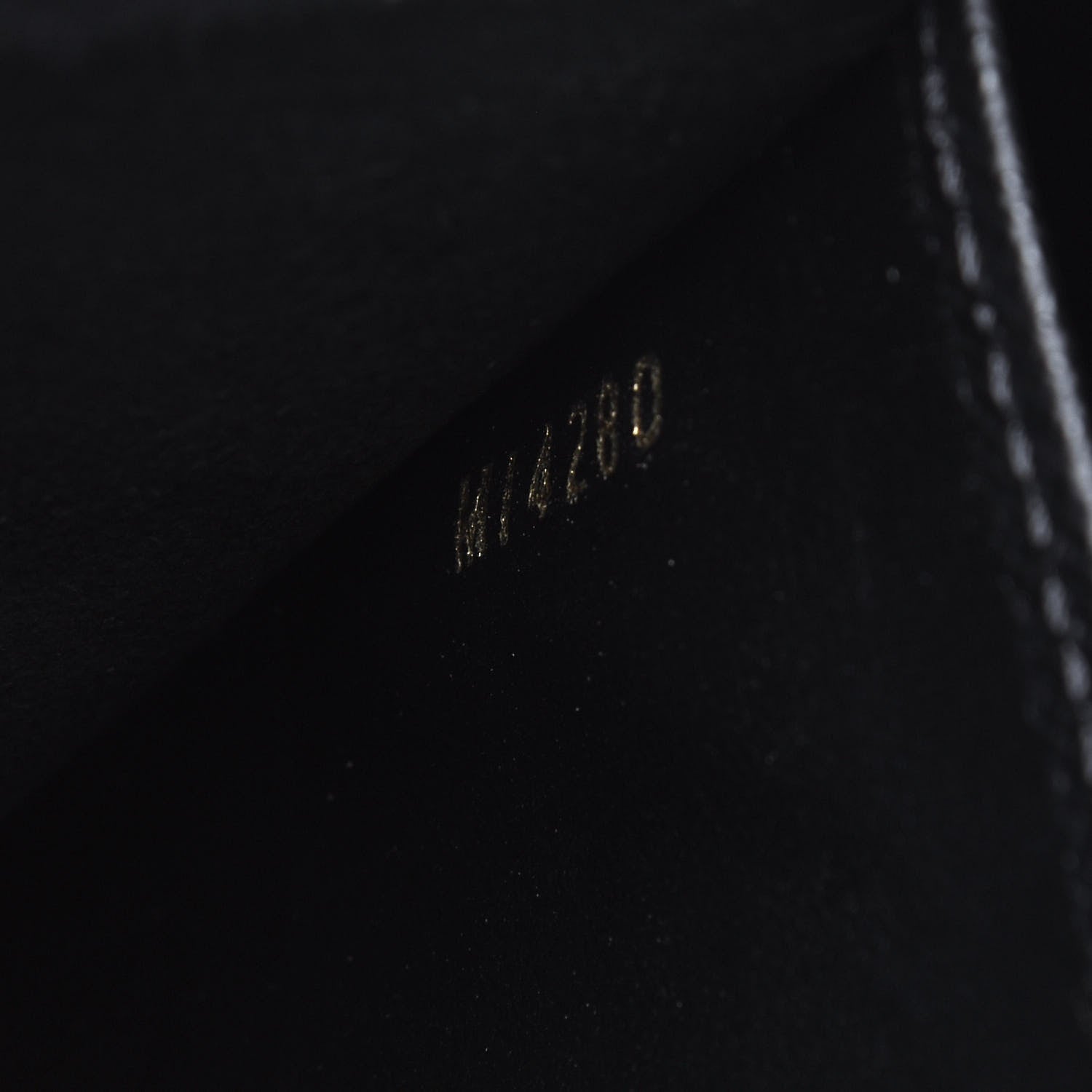 Louis Vuitton Reverse Monogram Giant Double Zip Pochette 7 of 10