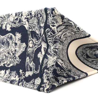 Christian Dior Canvas Embroidered Medium Dioriviera Toile De Jouy Book Tote Blue 19 of 19