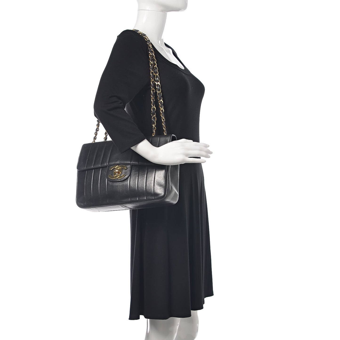 Lambskin Vertical Quilt Jumbo Single Flap Black