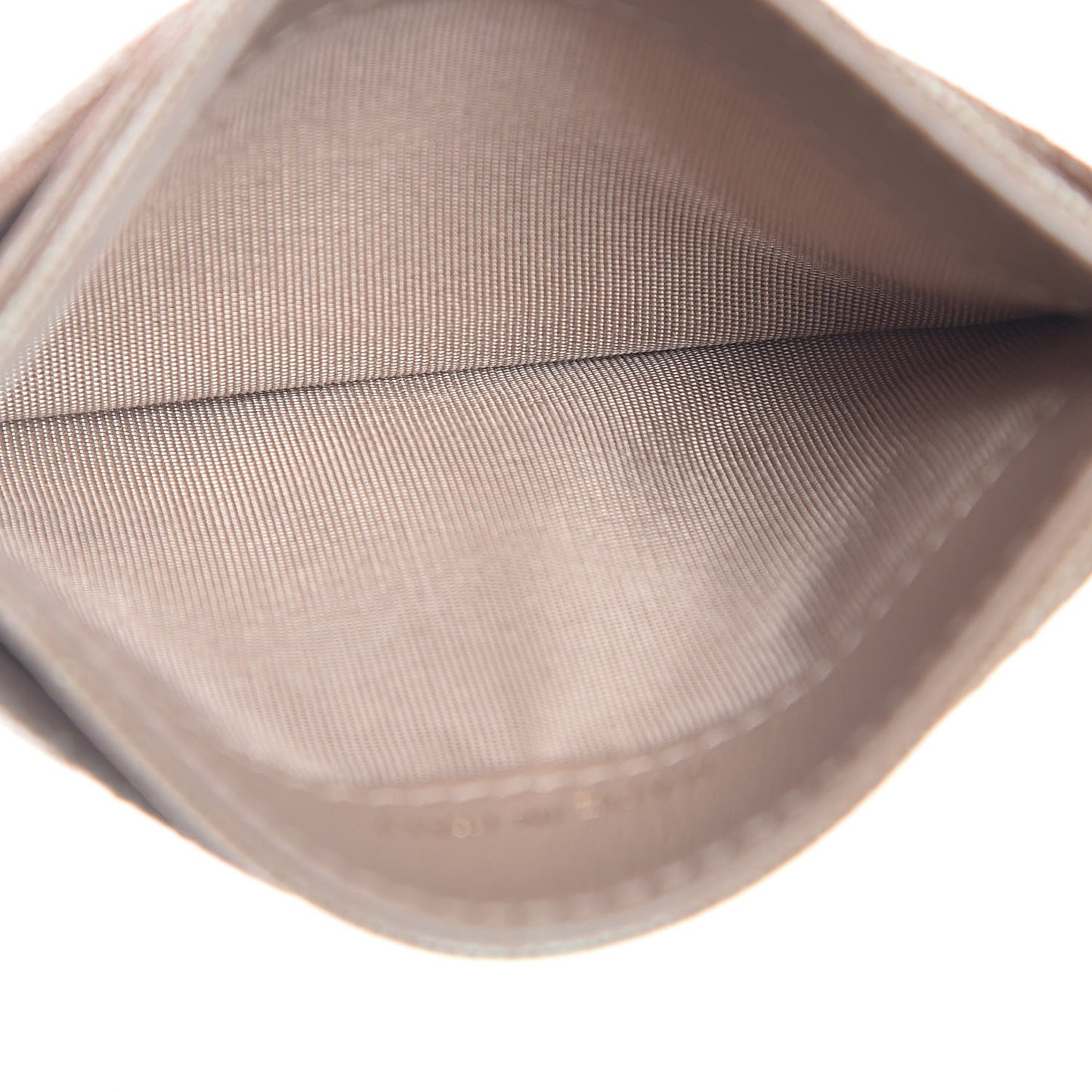 Iridescent Caviar Quilted Card Holder Beige