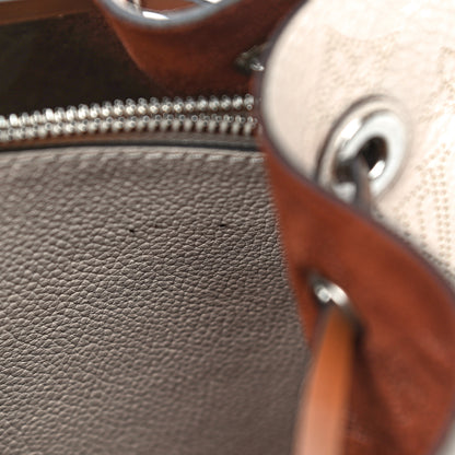 Louis Vuitton Mahina Muria Creme 15 of 16