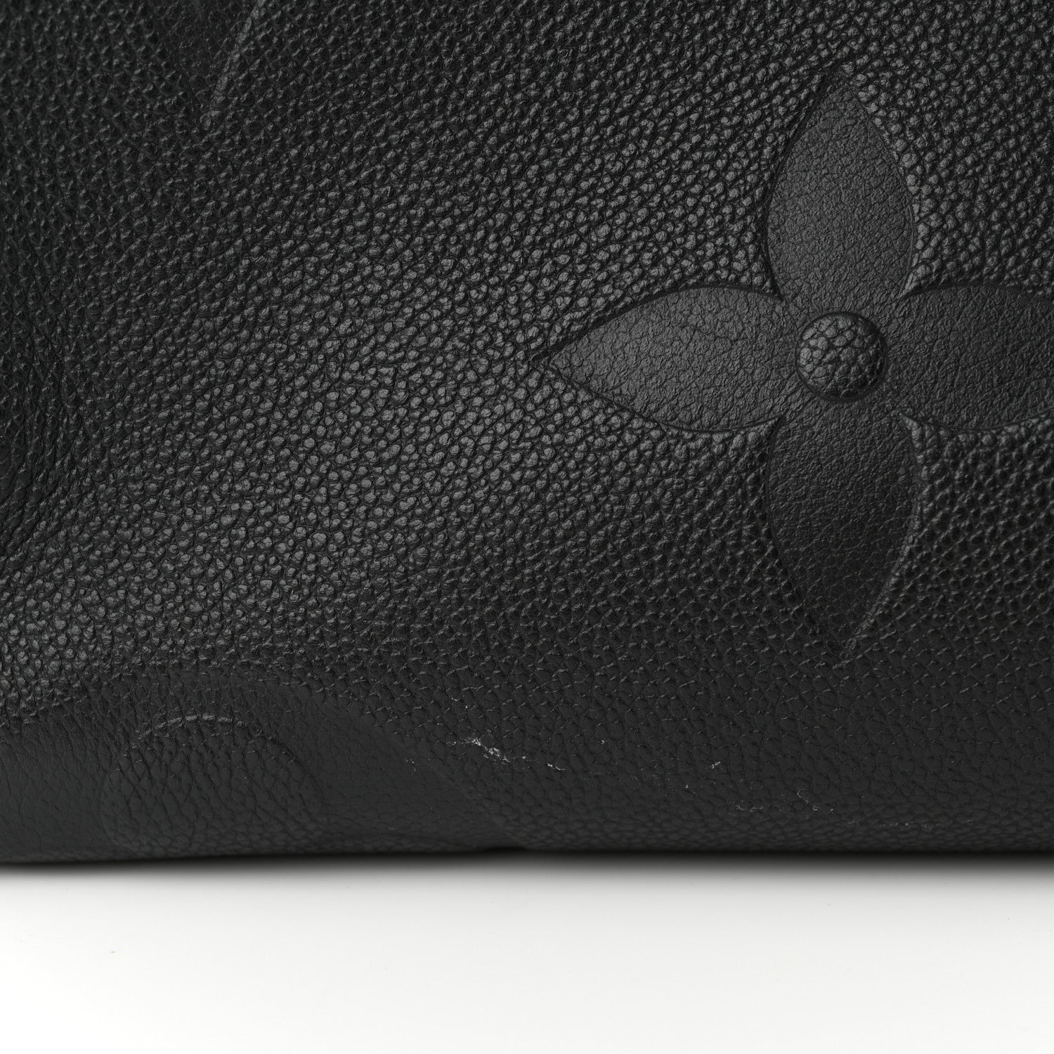 Louis Vuitton Empreinte Monogram Giant Onthego MM Black 14 of 15
