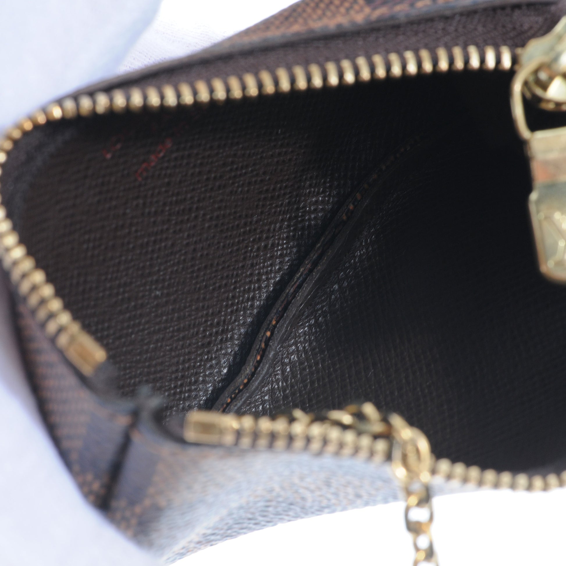 Louis Vuitton Damier Ebene Key Pouch 6 of 6