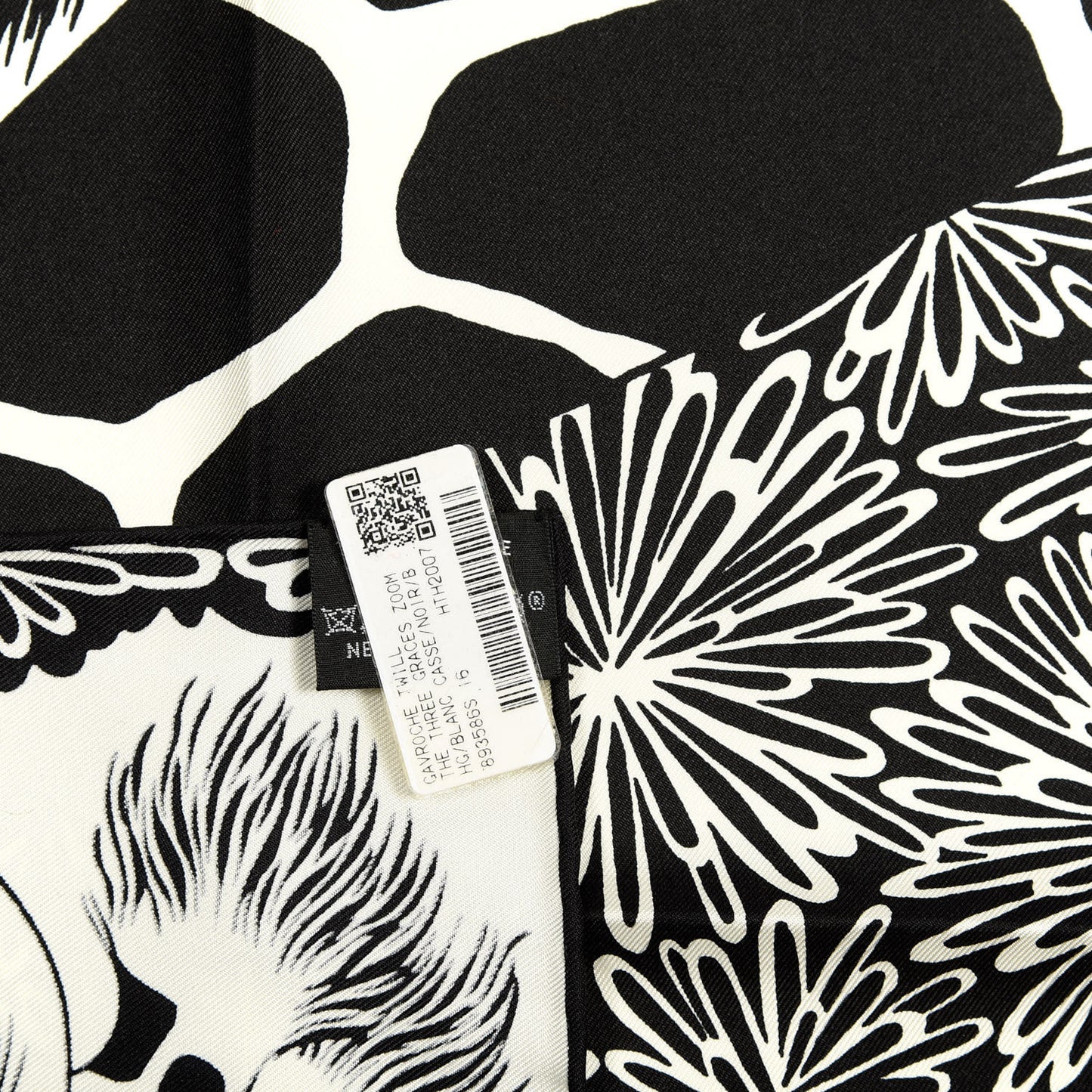 Silk The Three Graces Zoom Scarf 45 Blanc Casse Black