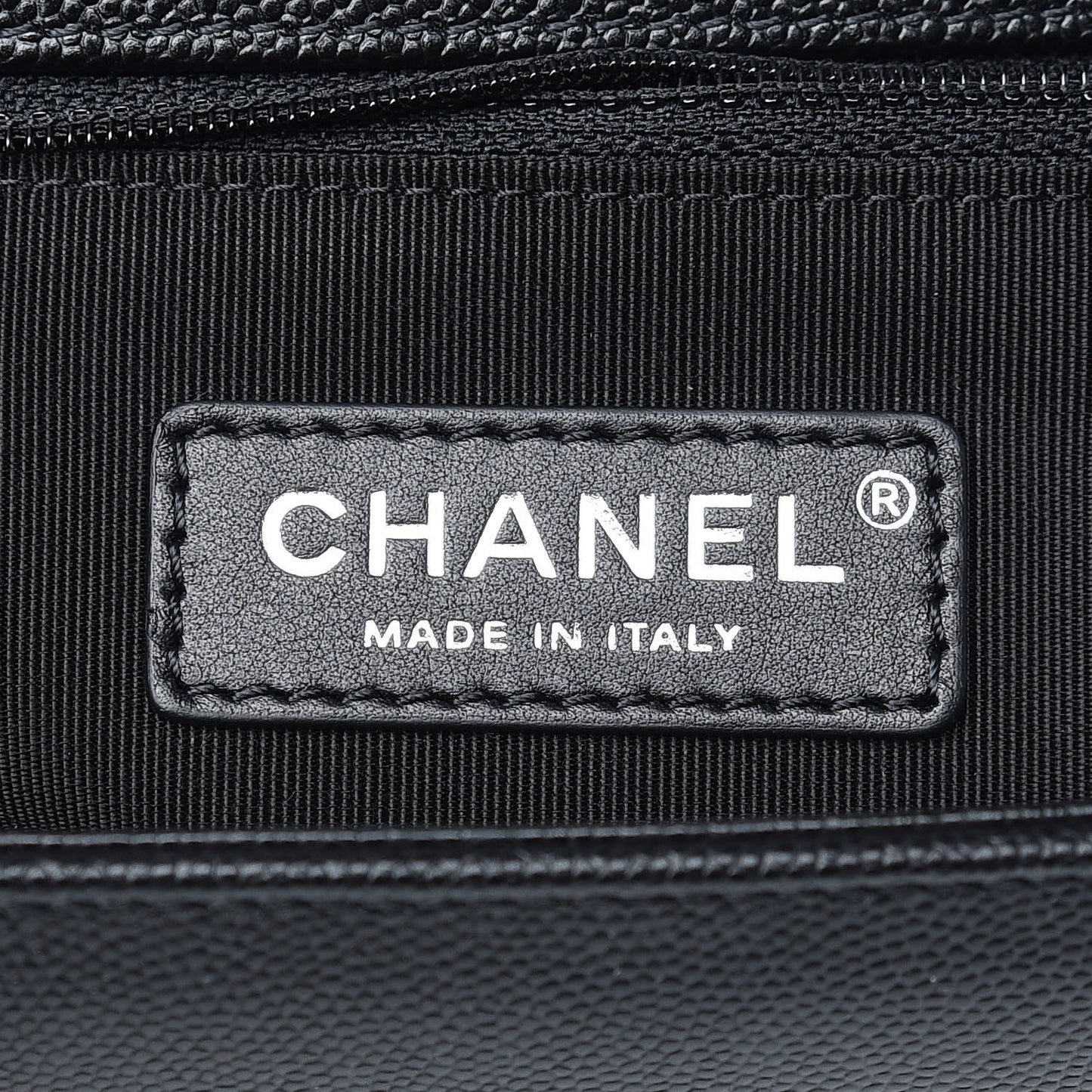 Caviar Quilted New Medium Boy Flap Black